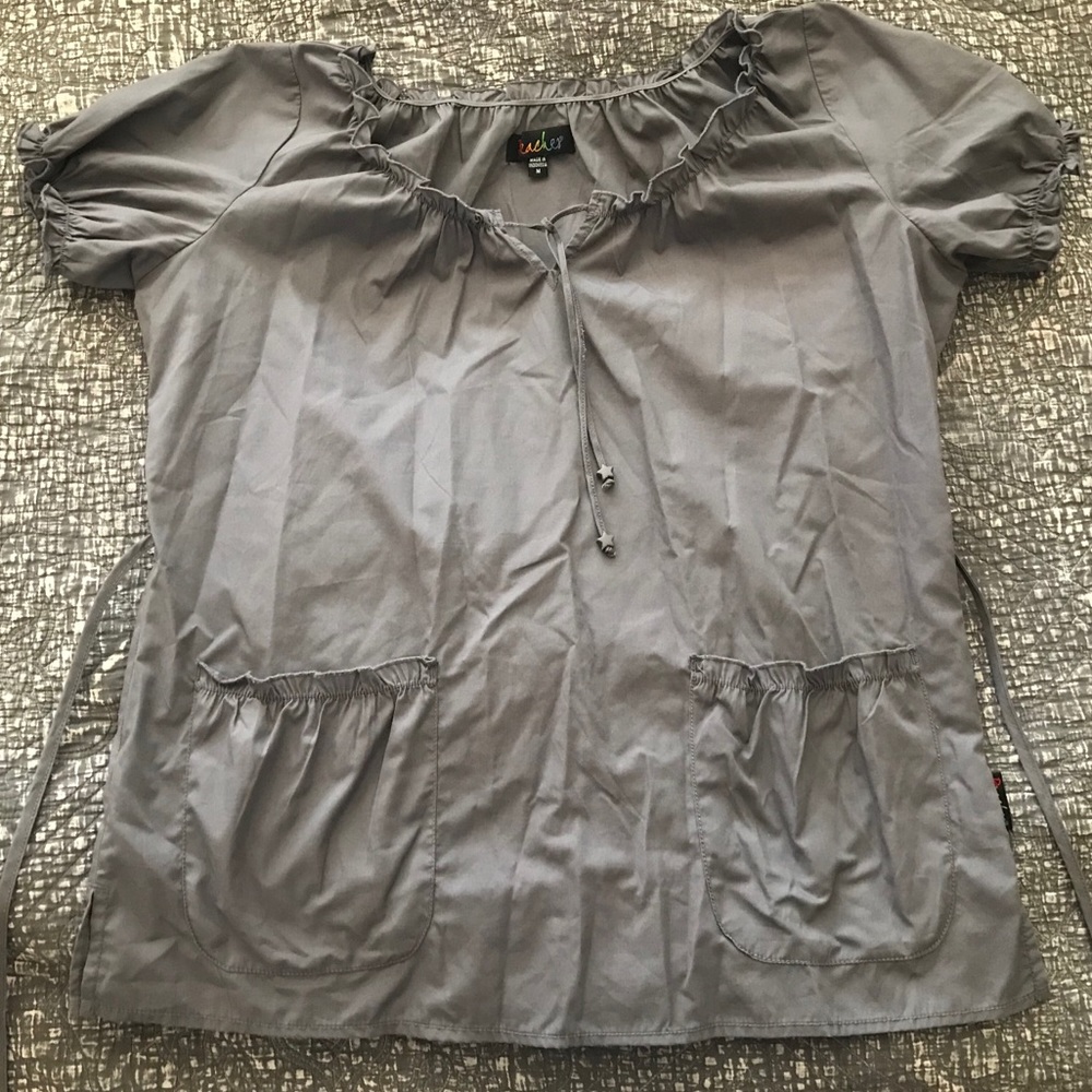 Peaches Medium Grey scrub top